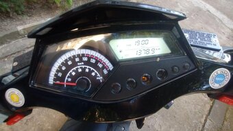 Skúter Adamoto MUSTANG 125 F8 - 4