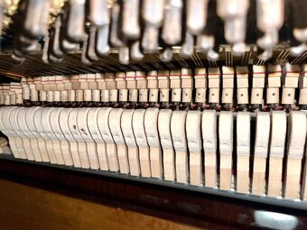 Piano Pianino akustické - 4