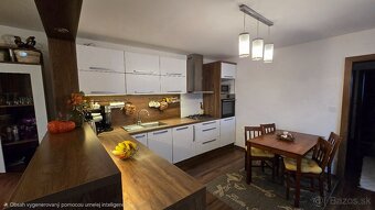 Exkluzívna Ponuka: Rodinný dom s obrovským pozemkom a potenc - 4