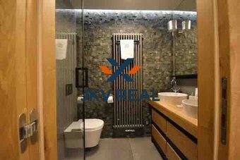 Nadštandardný apartmán na predaj – Hrebienok Resort II, Star - 4