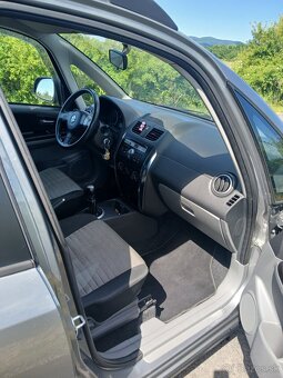 Suzuki SX4 - 4
