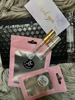 Kayali 28 Vanilla parfém - 4