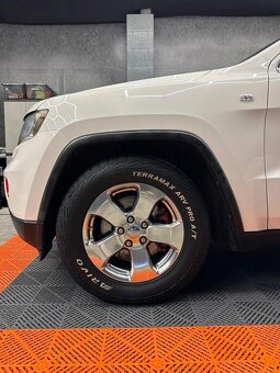 Jeep Grand Cherokee - 4