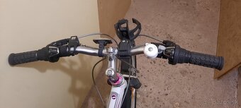 Dievčenský bicykel GIANT 24" - 4