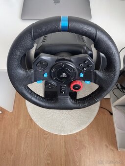 Playstation 4 slim 8 hier- Logitech G29 + shifter a stojan - 4