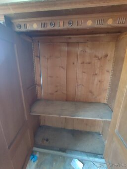 Predám starožitnú skriňu - 4