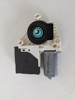 motorcek stahovania okna LP passatCC 1k0959793p 100€ - 4