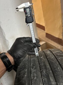 Letné pneumatiky 235/40/ZR18 - 4