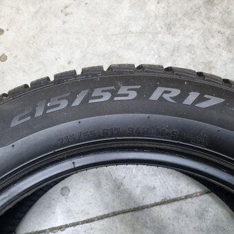 Zimné pneumatiky 215/55 R17 PIRELLI - 4