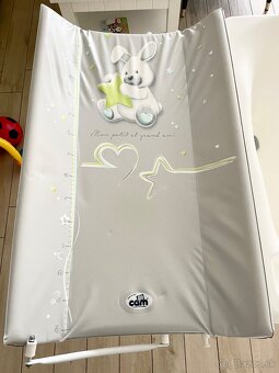 Prebaľovací pult s vaničkou zn.CAM - 4