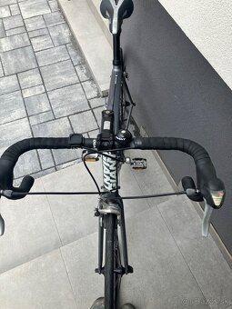 Predám cestný bicykel giant vel. L - 4