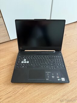 Asus TUF Dash F15 - 4