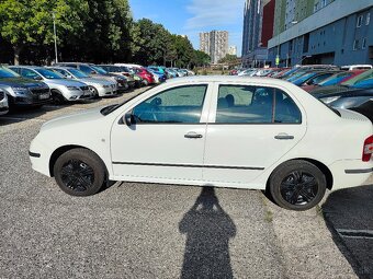 Škoda Fabia Sedan 1.2 HTP Classic - 4
