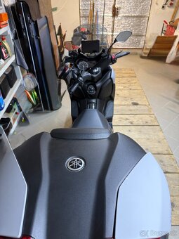 Yamaha X MAX 300 2022 - 4