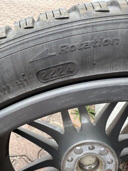 Hankook zimné 275/35 R20 - 4