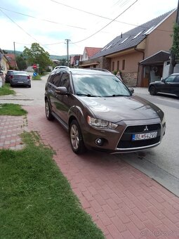 Predám Mitsubishi Outlander 2,0D - 4