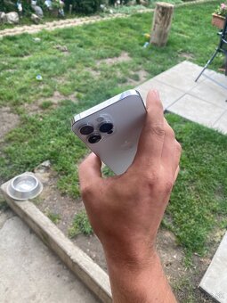 iPhone 14 Pro Max - 4