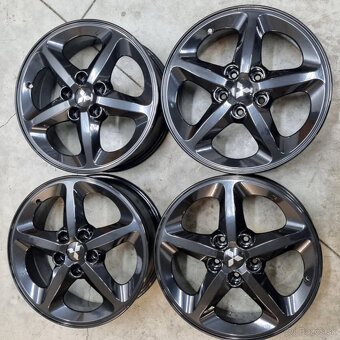 Hliníkové Hyundai disky 5x114,3 R17 6,5J ET46 - 4