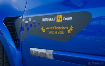 Renault Clio RS 2.0i 16V - 4