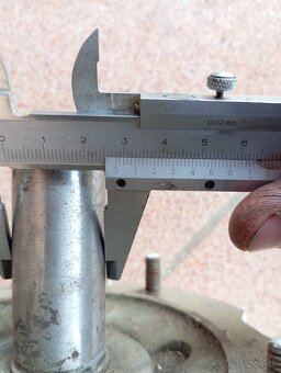 Predám prirubový motor 2,2kw - 4