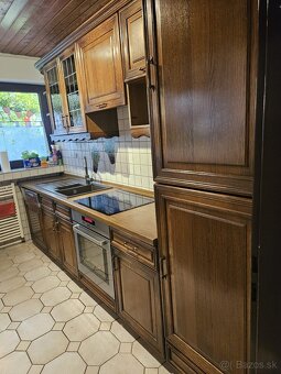 Masívna kuchynská linka z Nemecka so spotrebičmi - 4