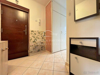 Tehlový 2 izbový čiastočne zrekonštruovaný byt, Komárno - 4