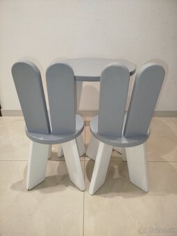 Detský stôl a stoličky zajko - 4