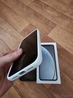 Iphone XR - 4