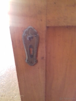 Zrkadlová skrinka - 4