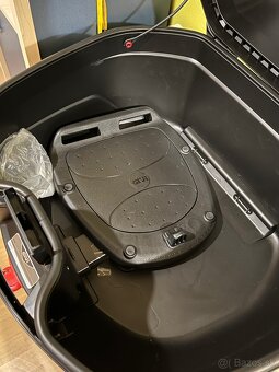 Kufor GIVI B37N Carbon - 4