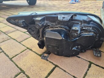 Predám použivane svetla na ford focus Mk2 - 4