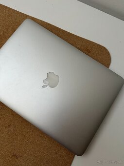Apple MacBook Pro 13" 2015 i5 8GB 128GB Retina - 4