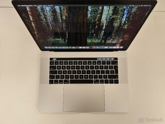 Apple MacBook Pro 15 (2018) | Intel Core i7 • 16 GB RAM • 25 - 4