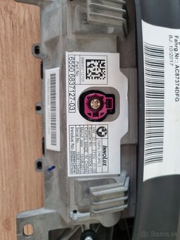Predam informacny monitor z BMW - 4