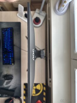 Predám herný monitor 27" AOC 27G2SU/BK Gaming - 4