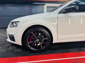 Škoda Octavia Combi 2.0 TDI DPF RS DSG - 4