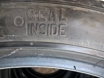 4 ks LETNÉ 245/40 R19 94W PIRELLI cca 5-6 mm 140-€/sada - 4