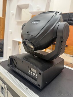 Predám otočné hlavy Stairville MH-X25 - 4