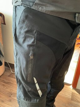 dvojdielna suprava na motorku nemeckej značky modeka - 4