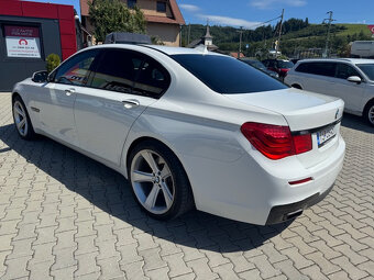BMW Rad 7 750i xDRIVE AKONTACIA OD 0% - 4