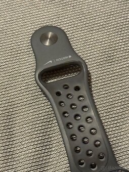 Apple Watch 7 45mm - Pekný stav 93% baterka Nike verzia - 4