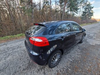 Kia rio 1.4i - 4
