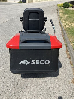 Predám traktorovú kosačku STARJET UJ 102-23 P4 Exclusive 4x4 - 4