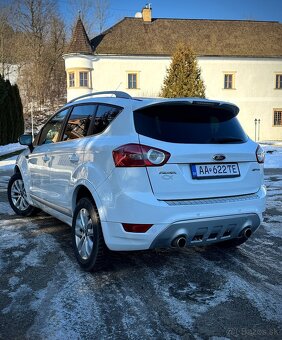 FORD KUGA 2.0 TDCi ST-Line 4x4 - 4