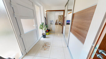 Poctivý, veľkorysý 4i bungalov, Malženice - Trnava - 4