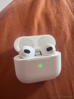 AirPods (3rd. Generation) - 4