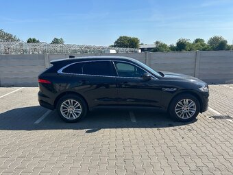 Jaguar F-Pace 2.0 I4 300k Prestige AWD A/T - 4