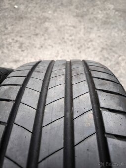 225/45/R18 Bridgestone T005 - 4