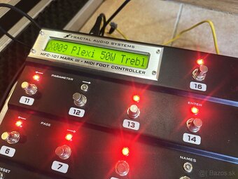 Fractal Axe-FX 2 + orig. footwitch MFC-101 mk3 + rack - 4