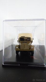 Tatra 111R 1:43 - 4